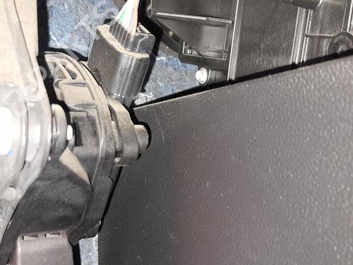 Pedal Pedal RENAULT CLIO V (B7_) 1.0 TCe 100 (B7MT) (101 hp) 34223692 34223692