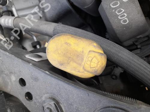 Used Windscreen washer tank RENAULT CLIO III (BR0/1, CR0/1) 1.5 dCi (BR17, CR17) (86 hp) 28732979