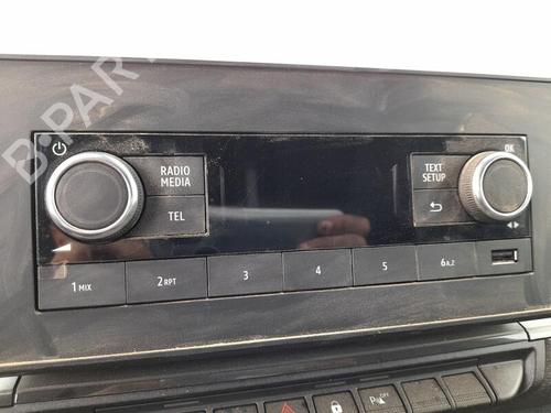 Used Radio RENAULT KANGOO III Box Body/MPV 1.5 Blue dCi 95 (FJAB) (95 hp) 27384836