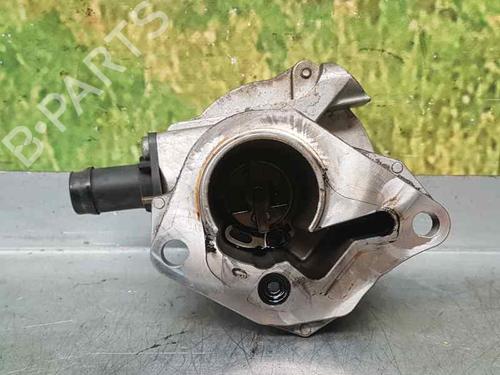 Used Vacuum pump RENAULT MEGANE III Hatchback (BZ0/1_, B3_) [2008-2025]  5406291