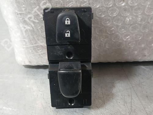Used Right front window switch Right front window switch 36868211 36868211