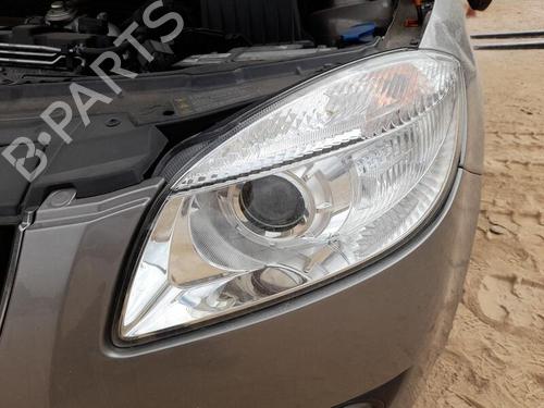 Used Left headlight SKODA FABIA II (542) [2006-2014]  27683618