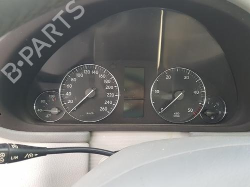 Used Instrument cluster MERCEDES-BENZ C-CLASS (W203) [2000-2007]  15847584