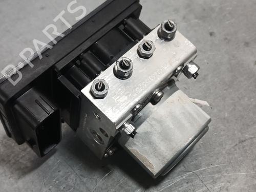 Used ABS pump ABS pump FIAT 500X (334_) 1.0 (334.AXN1B) (120 hp) 33466306 33466306