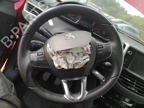 Used Steering wheel PEUGEOT 208 I (CA_, CC_) 1.4 HDi (68 hp) 21191747