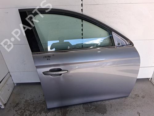 Dør høyre foran Dør høyre foran OPEL CORSA F (P2JO) 1.5 (68) (102 hp) 36406770 36406770