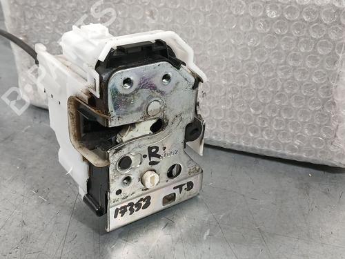rear-right-lock-fiat-tipo-hatchback-356_-357_-2016-31623758 main image
