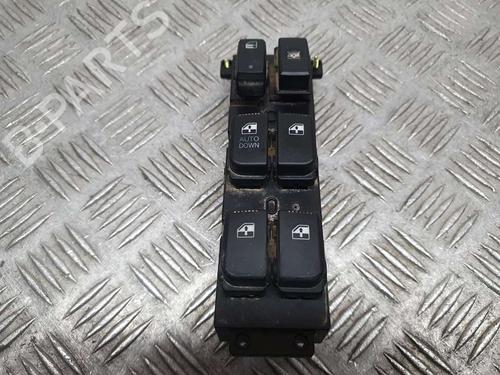 Used Left front window switch HYUNDAI SANTA FÉ II (CM) [2005-2015]  17117464
