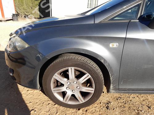 Used Left front fenders SEAT LEON (1P1) 1.9 TDI (105 hp) 30493397