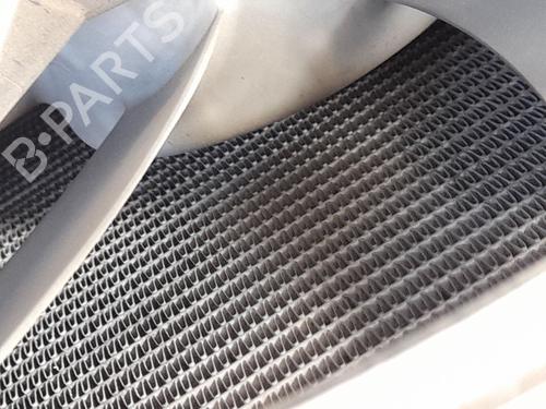 Used Water radiator TOYOTA AURIS (_E18_) 1.4 D-4D (NDE180_, NDE180R) (90 hp) 30154738