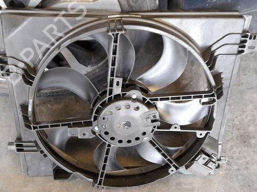 Used Radiator fan Radiator fan 37075297 37075297