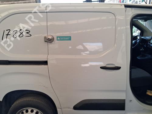Used Right slide door Right slide door 37757878 37757878