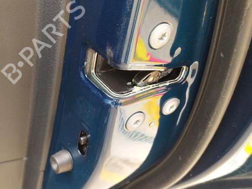 rear-right-lock-toyota-c-hr-_x1_-2016-33427577 main image