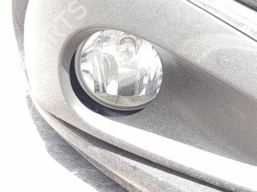Used Right front fog light Right front fog light PEUGEOT 208 I (CA_, CC_) 1.2 VTI 82 (82 hp) 36498661 36498661