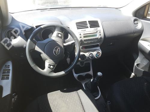 Left front brake caliper TOYOTA URBAN CRUISER (_P1_) 1.33 (NSP110_, NSP110) | BP24737719M105