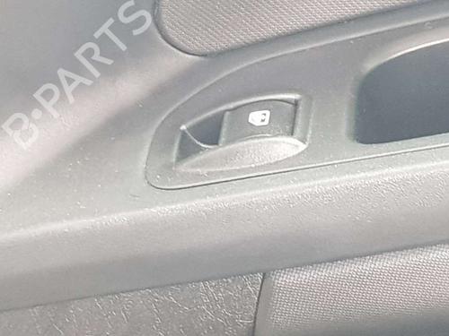 Used Right rear window switch FIAT TIPO Hatchback (356_, 357_) 1.0 (357HXN1A) (101 hp) 18073221