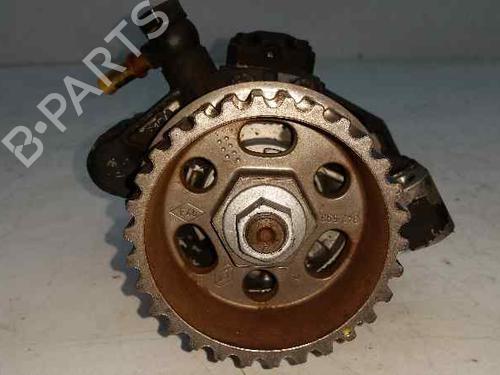 Used Injection pump RENAULT MEGANE II (BM0/1_, CM0/1_) [2001-2012]  14010567