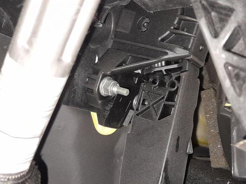 Pedal Pedal PEUGEOT 2008 II (UD_, US_, UY_, UJ_, UR_, UC_) 1.2 PureTech 130 (USHNS, URHNS) (130 hp) 37217512 37217512