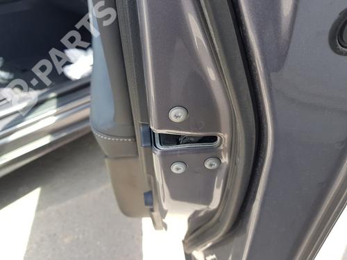 front-right-lock-lexus-is-iii-_e3_-300h-ave30_-ave30r-2013-9858147 main image