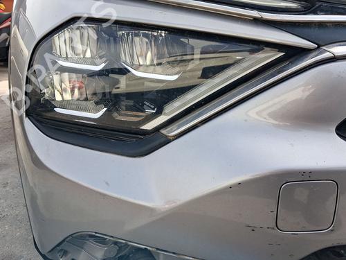 Højre forlygte Højre forlygte CITROËN C4 III (BA_, BB_, BC_) 1.2 PureTech 130 (BAHNSA, BAHNSB) (130 hp) 39658613 39658613