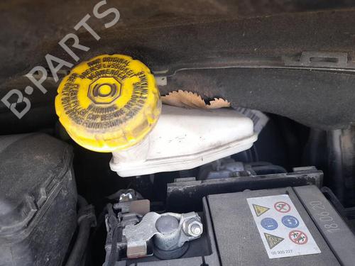 Used Brake master cylinder OPEL CROSSLAND X / CROSSLAND (P17, P2QO) 1.5 Turbo D (75) (102 hp) 26956803