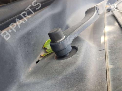 Used Front wiper motor JEEP RENEGADE SUV (BU, B1, BV) [2014-2025]  19175266