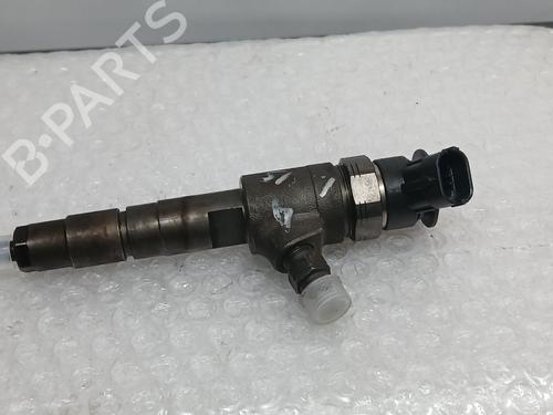 Injector FORD TRANSIT COURIER B460 Box Body/MPV 1.5 TDCi (75 hp) 32142127