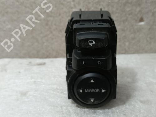 mirror-switch-kia-stonic-yb-4d64801160-2017-12503760 main image