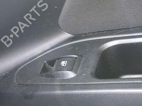 right-front-window-switch-fiat-tipo-hatchback-356_-357_-2016-33854211 main image