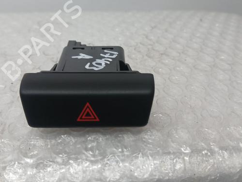 Bouton de warning MAZDA 2 Hatchback (DL, DJ) 1.5 SKYACTIV-G (90 hp) 32388296