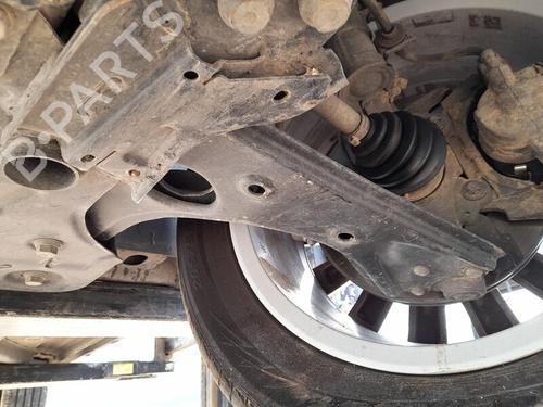 Used Left front suspension arm FIAT 500L (351_, 352_) 1.4 (199LYB1B) (95 hp) 29852364