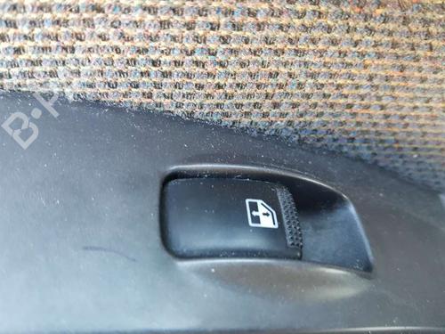 Used Left rear window switch HYUNDAI MATRIX (FC) 1.5 CRDi (82 hp) 17518869