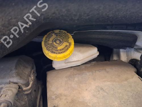 brake-master-cylinder-citroen-c3-aircross-ii-2r_-2c_-2017-38203431 main image