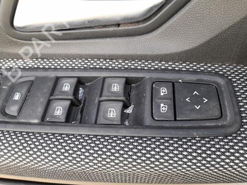 Used Left front window switch DACIA SANDERO III 1.0 TCe 90 (91 hp) 31827602