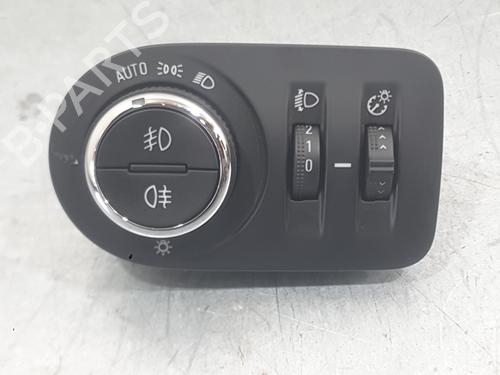 headlight-switch-opel-corsa-f-p2jo-2019-36498154 main image