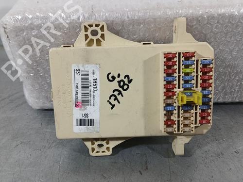 Used Fuse box Fuse box 37172636 37172636