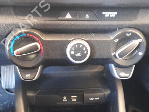 Used Climate control Climate control 37218099 37218099