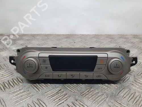 Used Climate control FORD KUGA I [2008-2012]  10112172
