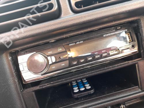 Autoradio SUZUKI BALENO Hatchback (EG) 1.3 i 16V (SY413) (85 hp) 32028373