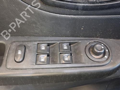 Used Left front window switch Left front window switch RENAULT CAPTUR I (J5_, H5_) 1.5 dCi 90 (J5N4, J5M5, J5MW, J5M6, J5AL, J5AJ) (90 hp) 40195030 40195030