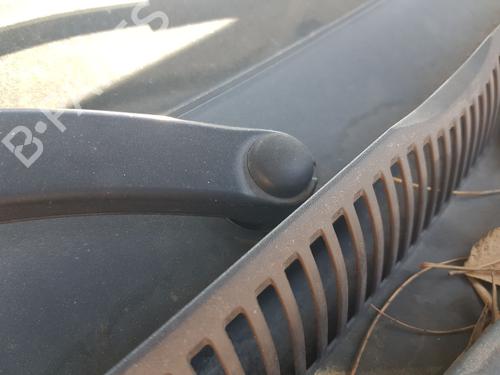 Used Front wiper motor Front wiper motor VW POLO VI (AW1, BZ1, AE1) 1.0 TSI (95 hp) 33674701 33674701