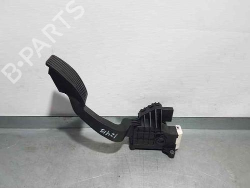 Pedal OPEL CORSA E Hatchback Van (X15) 1.3 CDTI (08) (75 hp) 12565540