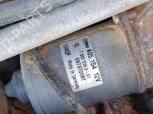 Used Front wiper motor Front wiper motor BMW X5 (E70) xDrive 40 d (306 hp) 33426446 33426446