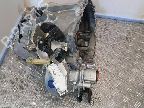 Gearbox PEUGEOT 208 II (UB_, UP_, UW_, UJ_) 1.5 BlueHDI 100 | BP29374110M3