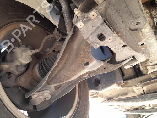 Used Right front suspension arm DACIA DUSTER (HS_) 1.5 dCi 4x4 (109 hp) 26277151