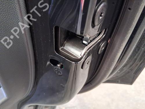 rear-right-lock-mg-mg-zs-suv-azs1-2017-38439629 main image