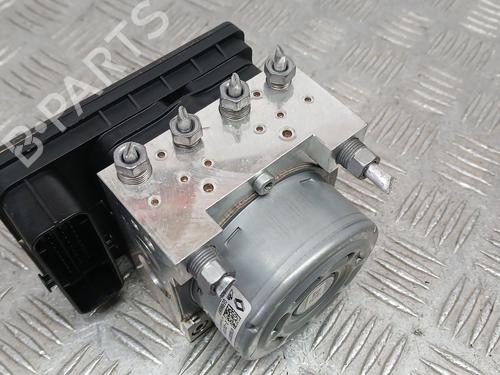Used ABS pump RENAULT EXPRESS Box Body/MPV 1.5 Blue dCi 75 (F6AA) (75 hp) 25769421