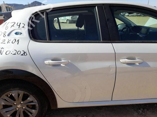 Used Right rear door PEUGEOT 208 II (UB_, UP_, UW_, UJ_) e-208 (136 hp) 26438259