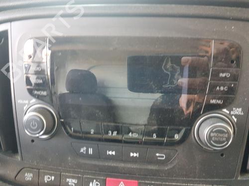 Used Radio Radio FIAT DOBLO Cargo (263_) 1.3 D Multijet (263WXU1A, 263ZXU1A, 263WYB1A, 263ZYB1A) (95 hp) 33690753 33690753