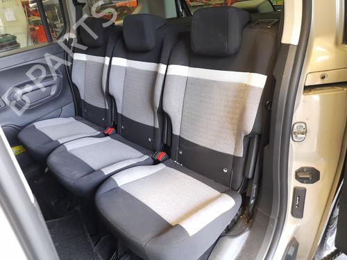 Used Rear seat Rear seat 37473123 37473123